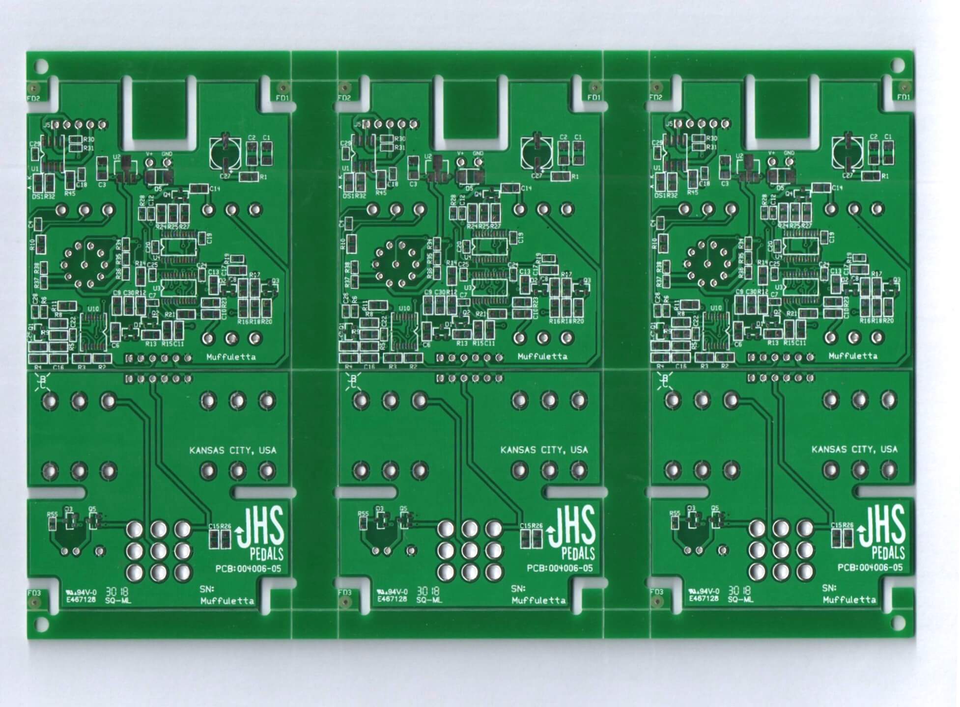 What preparations the machine needs to make before drilling the multilayer circuit board factory？