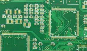 What are the factors affecting the plating quality in the PCB electroplating process?