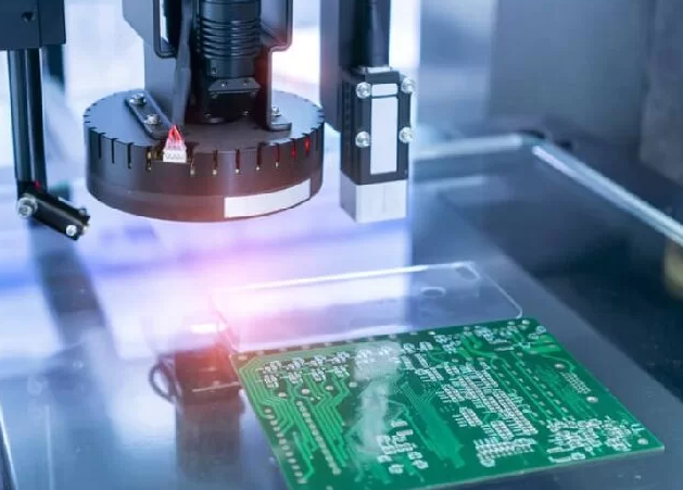 Why Copper’s Effective Permittivity Matters in High-Speed PCB Desig